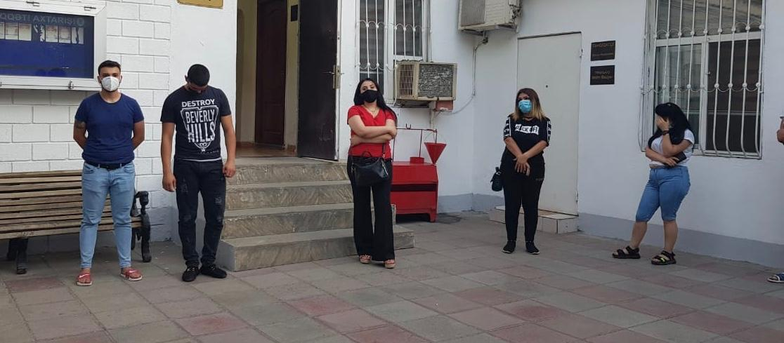 Арендатор чайного дома в Баку оштрафован на 2 000 манатов за нарушение карантина - ФОТО