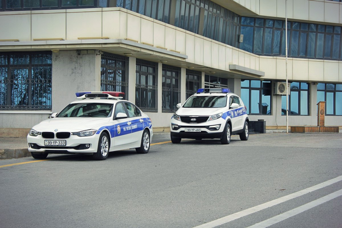 В Баку задержана женщина, ехавшая на автомобиле со скоростью 180 км/ч - ВИДЕО