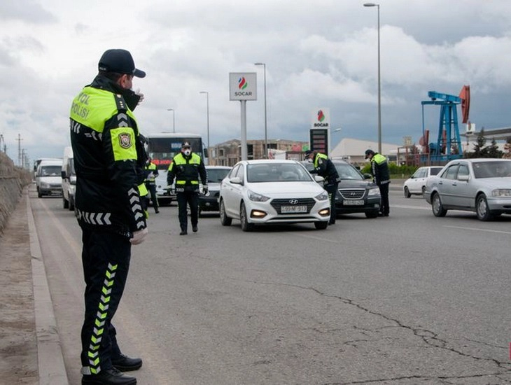 Арестованы водители, незаконно доставлявшие пассажиров в Баку - ФОТО