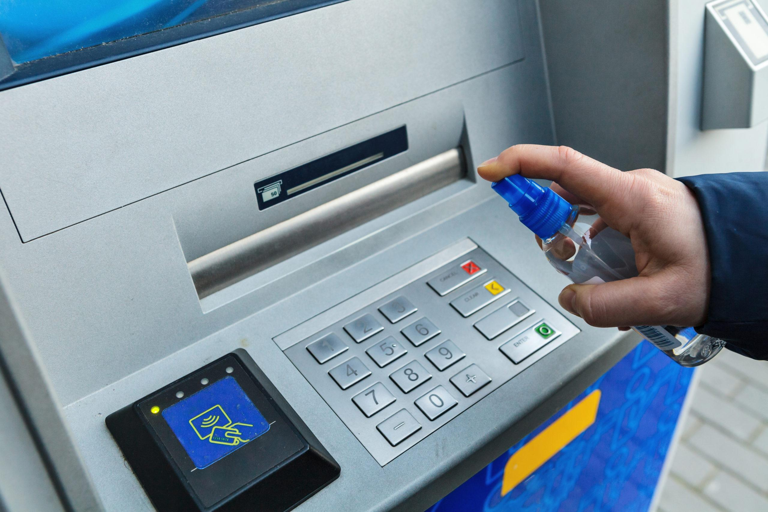 В Баку установлены дезинфекторы у банкоматов - ФОТО