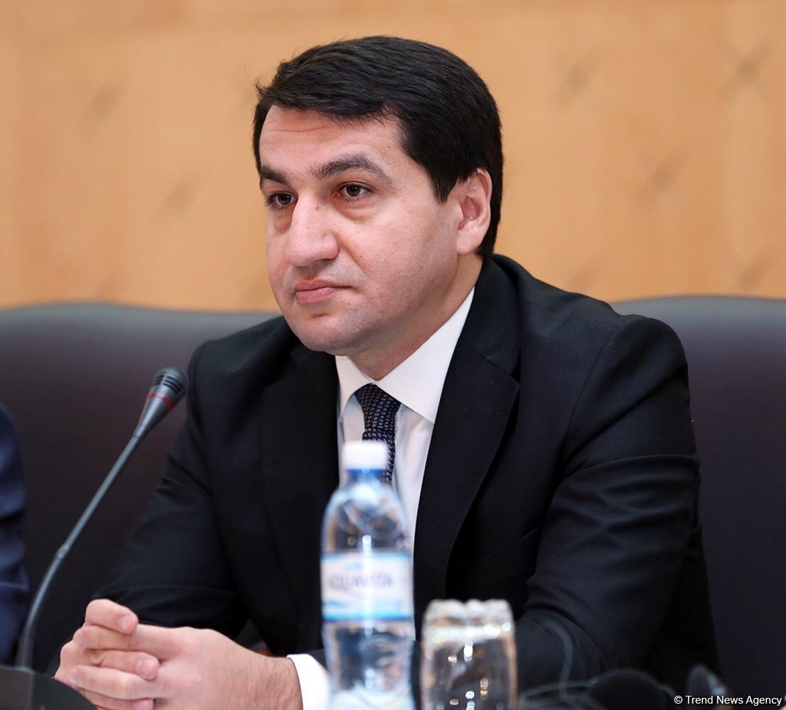 Помощник Президента Азербайджана принял участие в дебатах с экс-советником Пашиняна - ВИДЕО