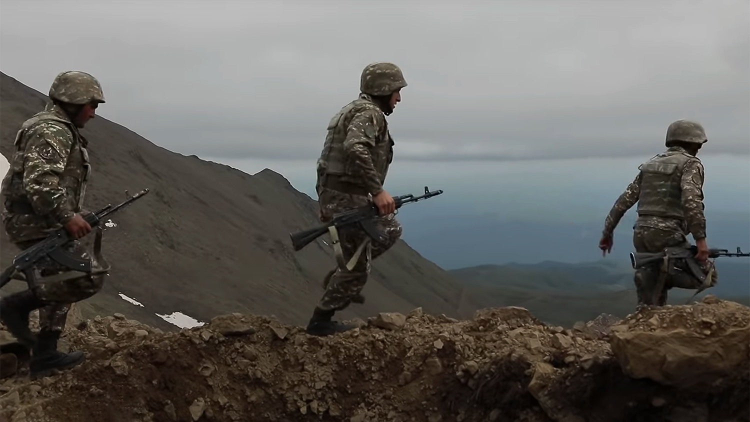 Новые бои на границе Азербайджана и Армении: двое армянских военнослужащих ранены