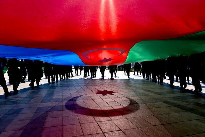 В Оттаве азербайджанцы провели акцию против оккупационной политики Армении