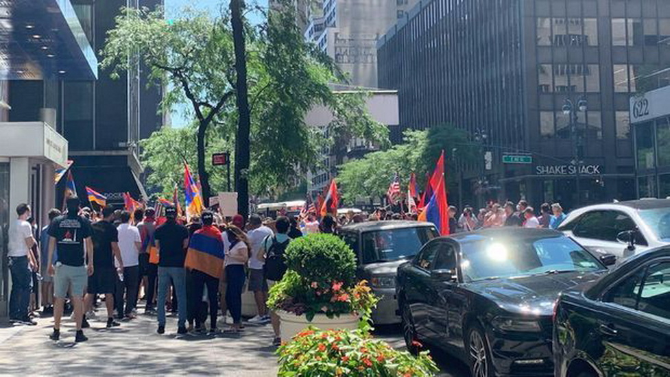 Провалилась армянская провокация против наших соотечественников в Нью-Йорке - ВИДЕО