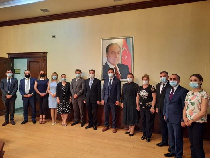 Хикмет Гаджиев встретился с членами азербайджанской общины нагорно-карабахского региона