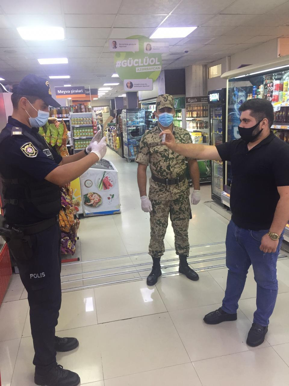 На улицах Баку полиция проводит контрольно-профилактические мероприятия - ФОТО