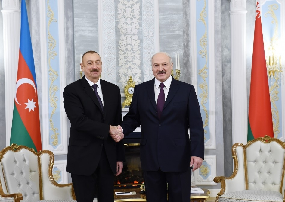 Ильхам Алиев поздравил Александра Лукашенко с избранием на пост президента Беларуси