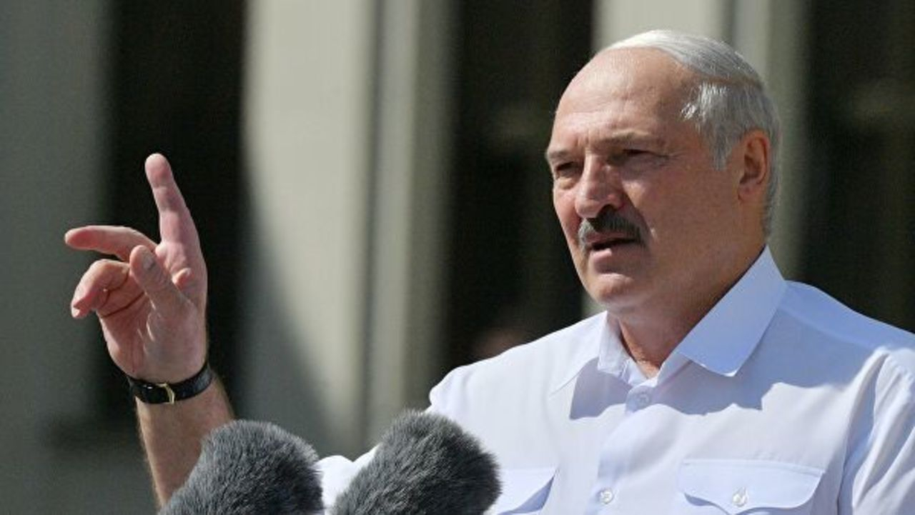 Лукашенко высказался о бастующих рабочих