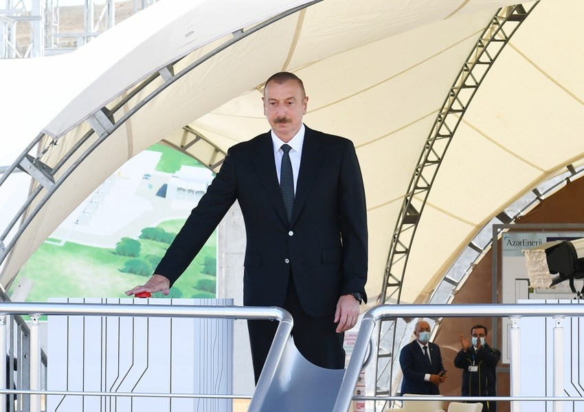 Ильхам Алиев ознакомился со строительством электроподстанции "Гобу" - ФОТО