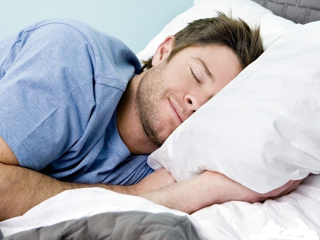 Ученые объяснили вред дневного сна