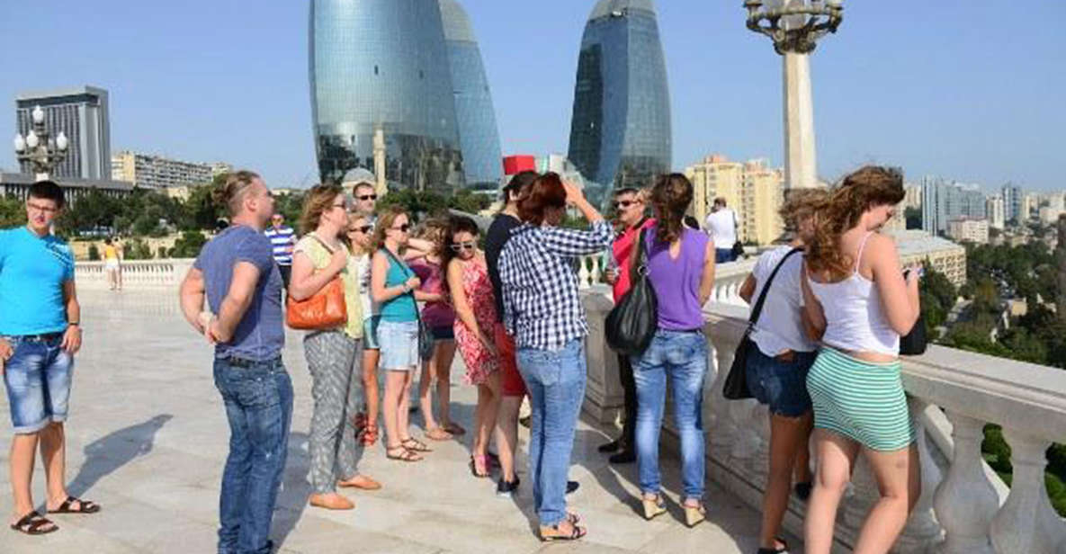 Расширен перечень случаев выдачи иностранцам разрешения на временное проживание в Азербайджане