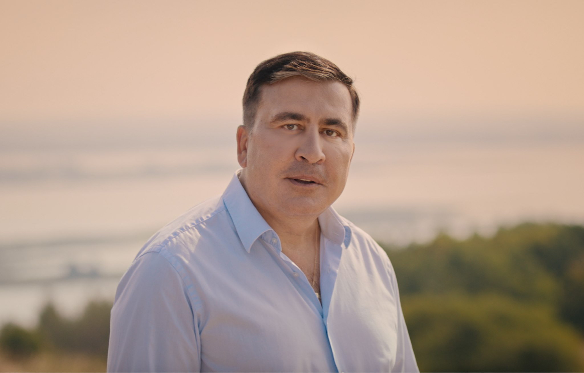 Саакашвили хочет прийти к власти в Грузии мирным путем