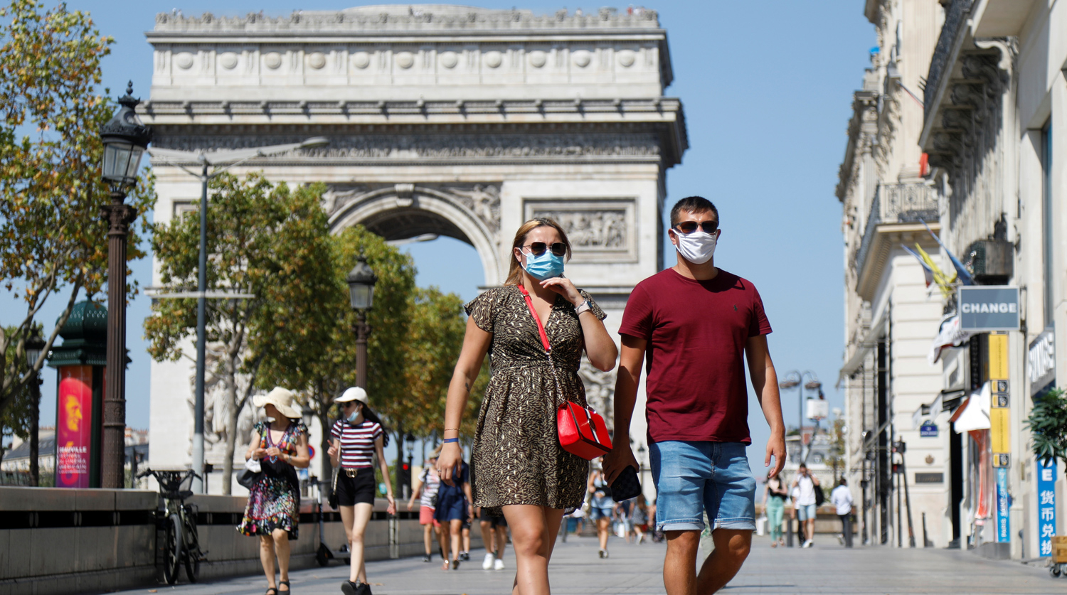 Французские ученые разрабатывают спрей для носа против коронавируса
