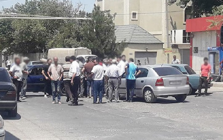 В Азербайджане жители села из-за проблем с водой пытались заблокировать дорогу, есть задержанные