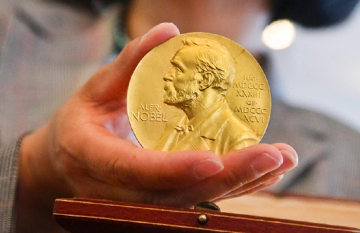 Церемонию вручения Нобелевских премий отменили из-за коронавируса