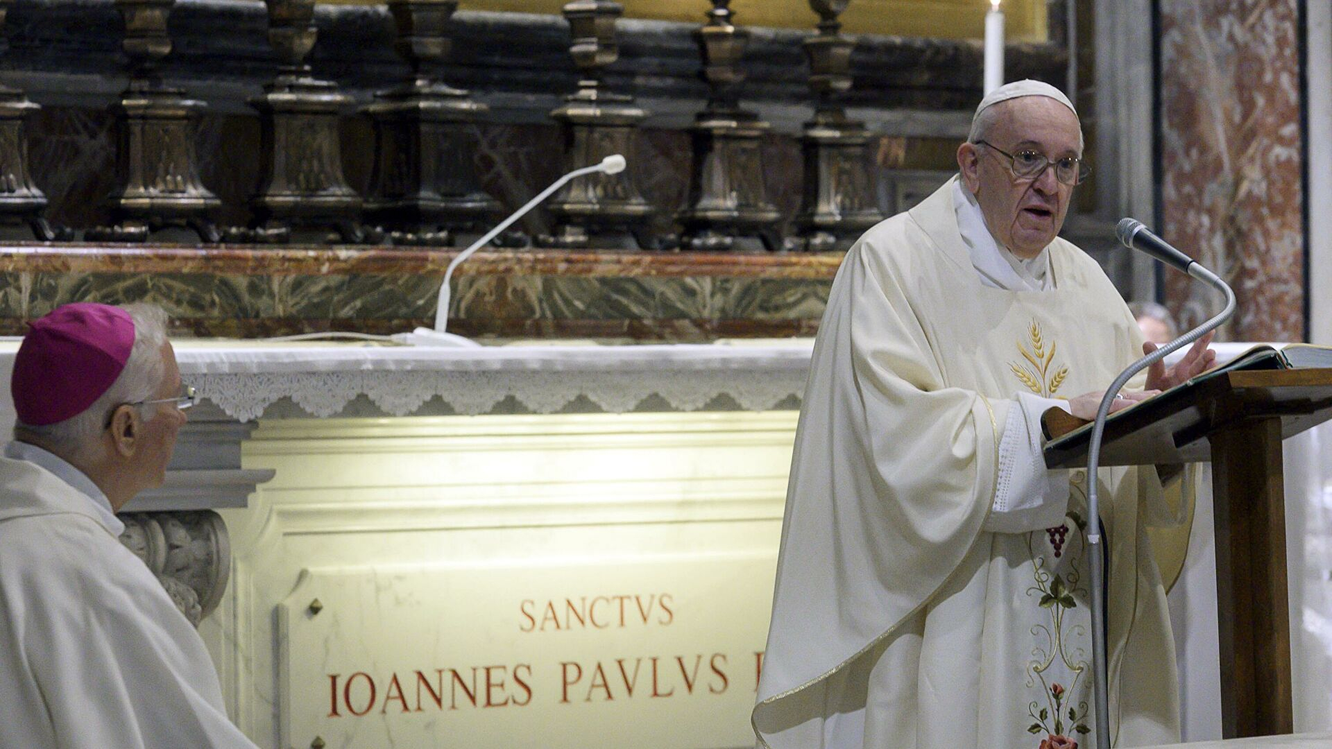 В Италии украли реликвию с кровью папы Иоанна Павла II