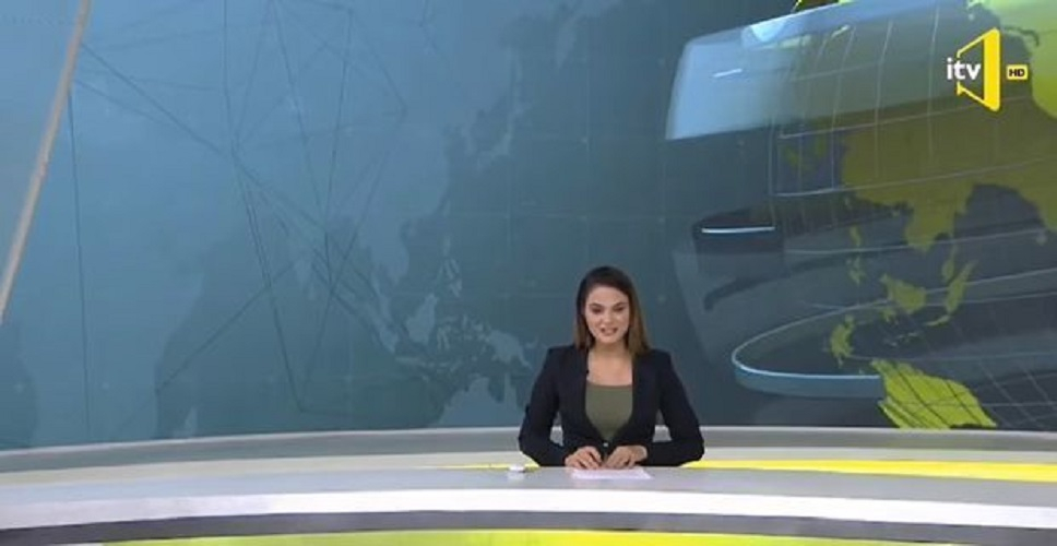 Телеведущая прослезилась в эфире İTV, когда сообщала о победе азербайджанской армии - ВИДЕО