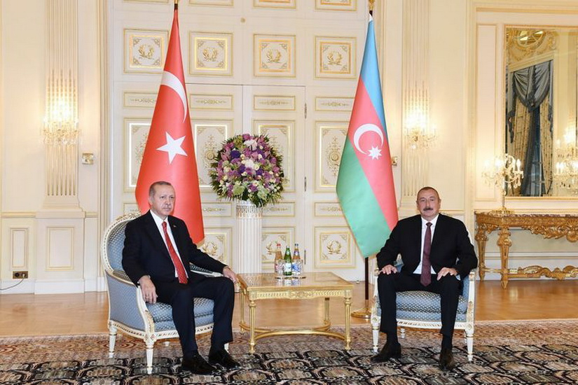 Ильхам Алиев выразил признательность Эрдогану