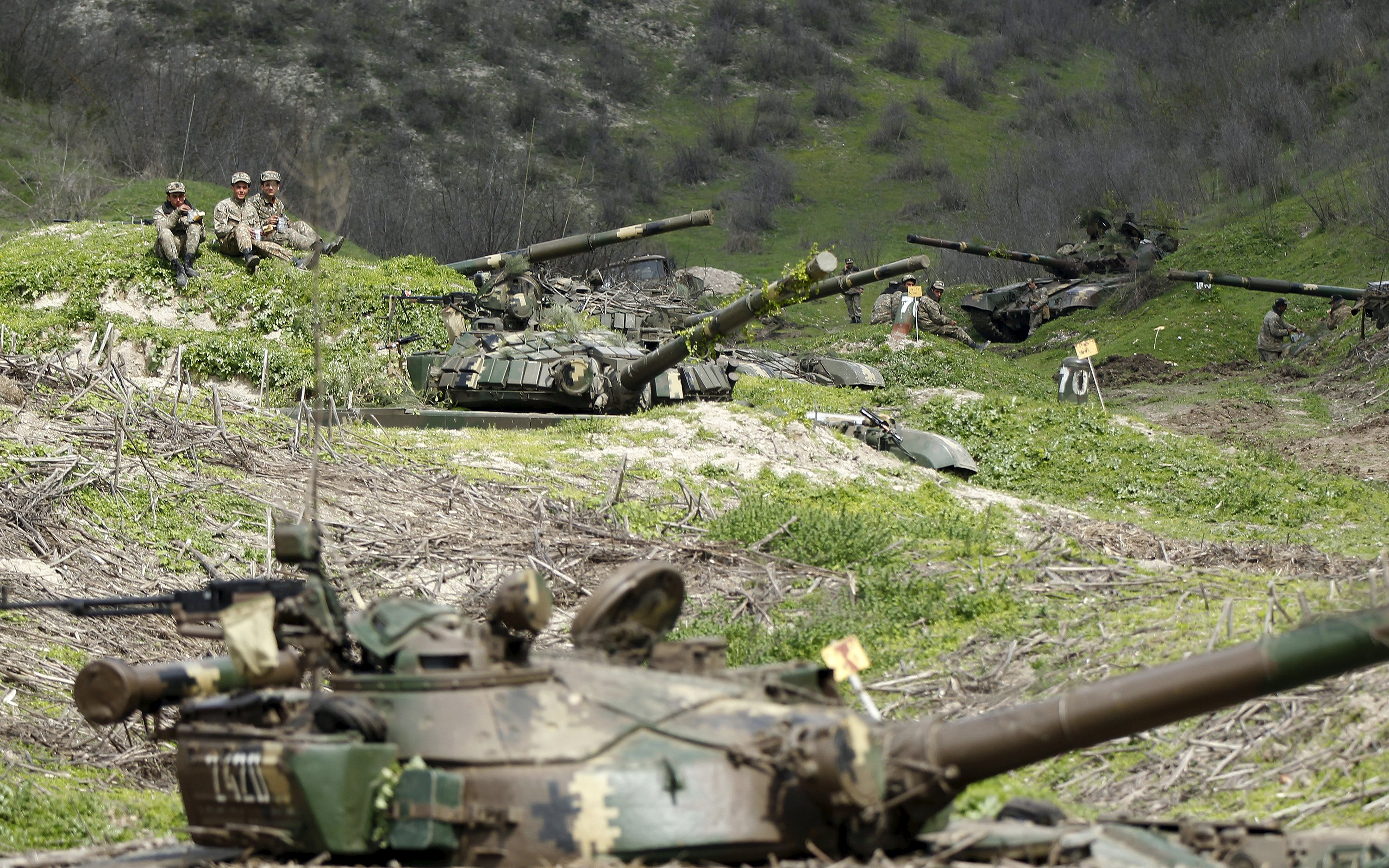 Уничтожен еще один армянский танк — минобороны Азербайджана