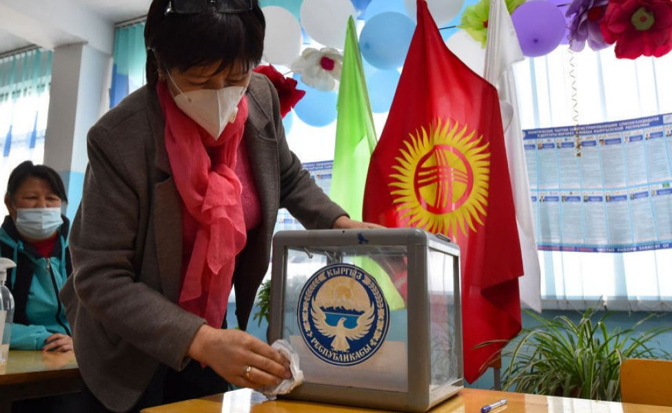 В Кыргызстане проходят парламентские выборы