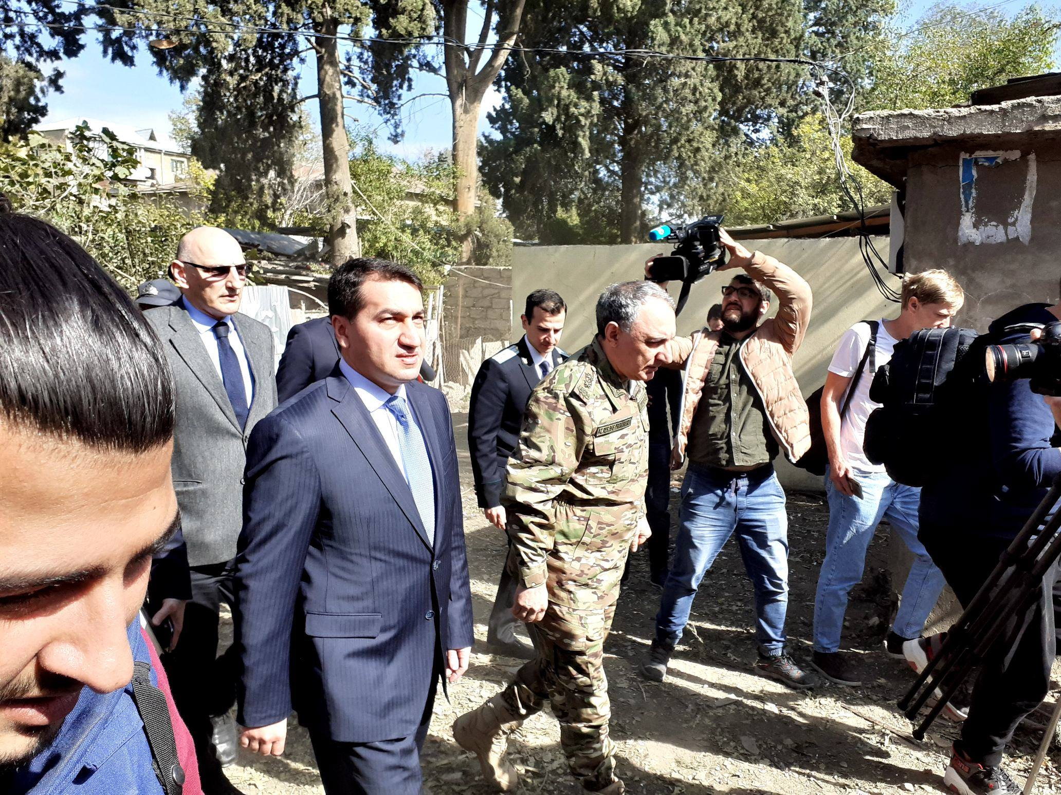 Официальные лица Азербайджана посетили Гянджу - ФОТО