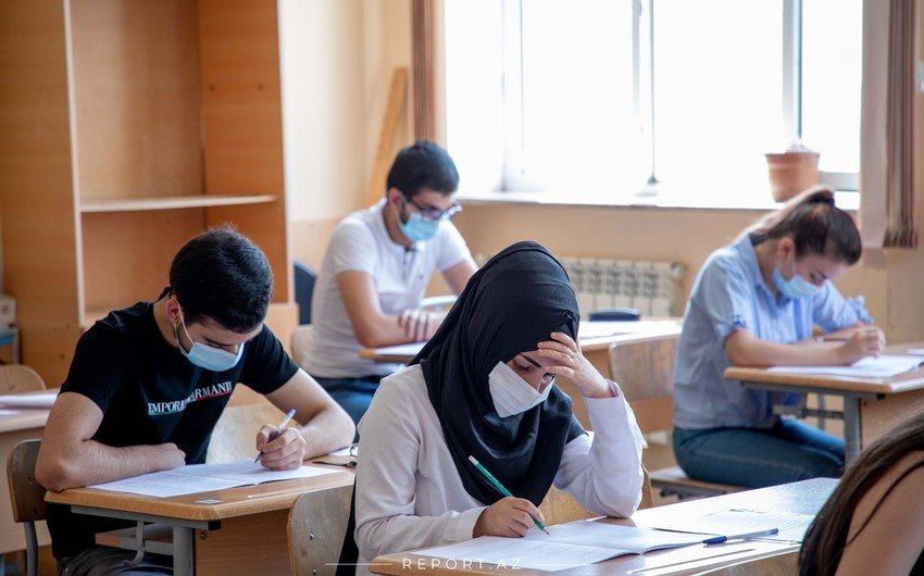 В Азербайджане продлены сроки регистрации в вузы и колледжи