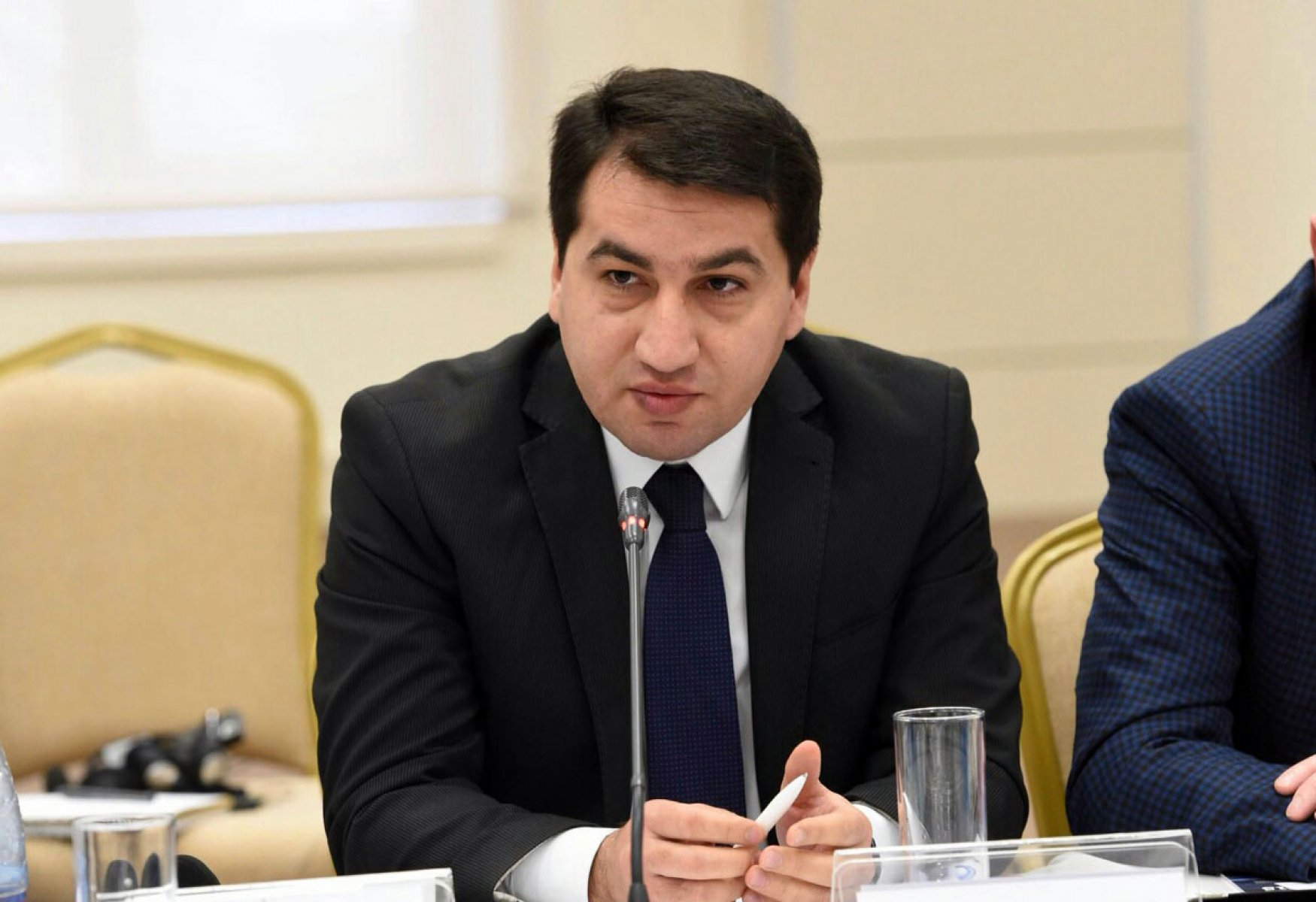 Хикмет Гаджиев: Любое обвинение в адрес Азербайджана в связи с наемниками необоснованно