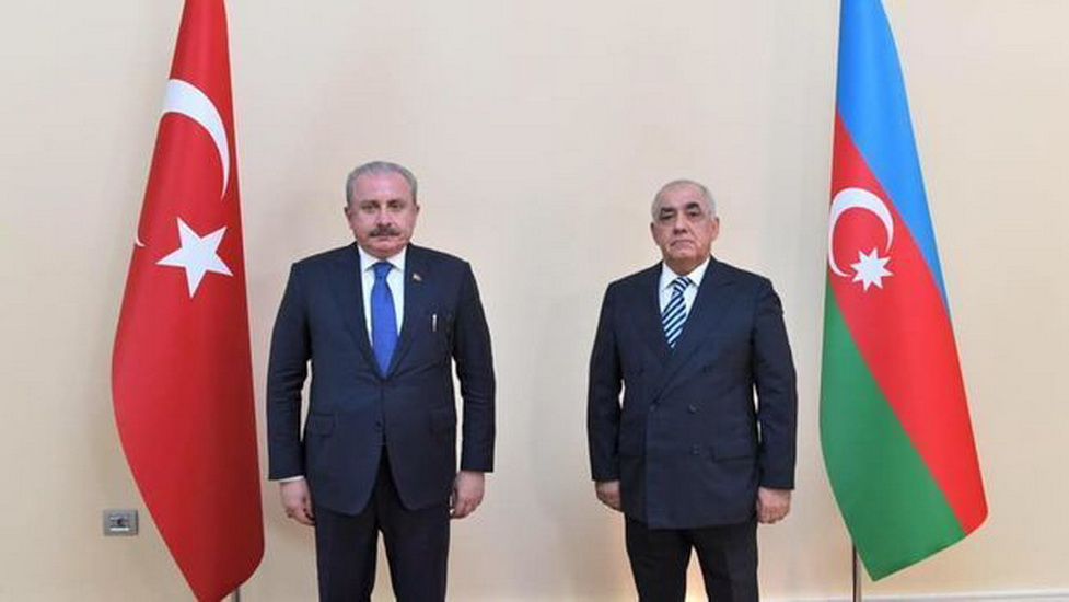 Али Асадов встретился с делегацией во главе со спикером парламента Турции - ФОТО