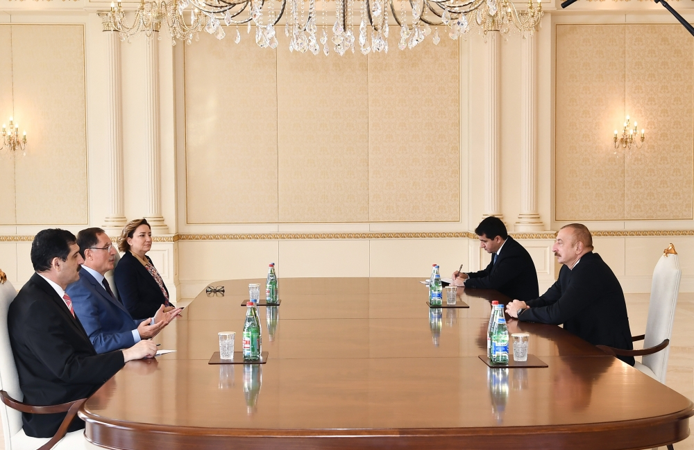 Президент Ильхам Алиев принял омбудсмена Турции - ФОТО