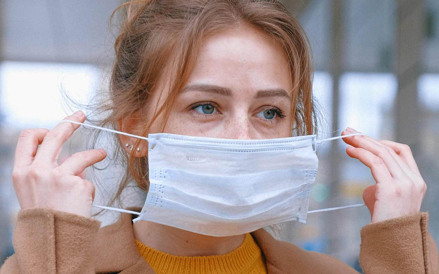 Ученые: ношение масок снижает риск заражения коронавирусом на 80%