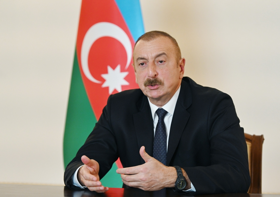 Президент Ильхам Алиев дал интервью французской газете Le Figaro - ФОТО
