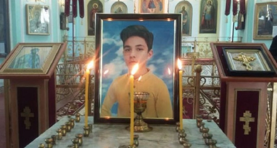 В Гяндже почтили память 13-летнего Артура, погибшего в результате армянского террора - ВИДЕО