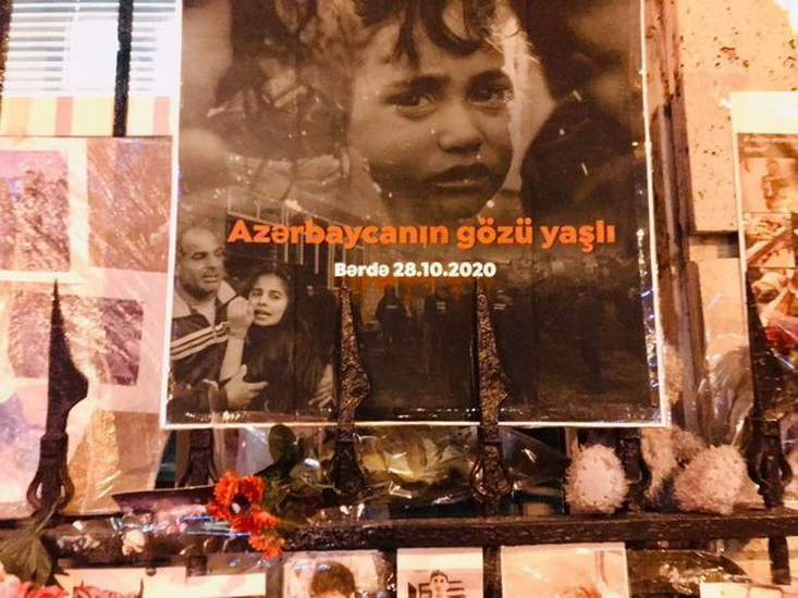 В Москве чтят память жертв бардинской трагедии - ФОТО