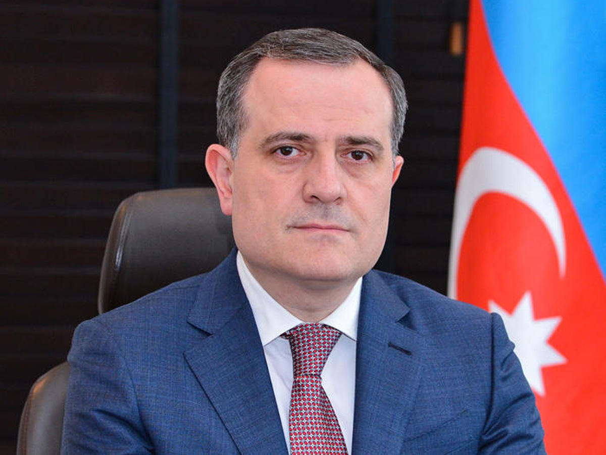 Вопиющие военные преступления Армении должны быть решительно осуждены международным сообществом - глава МИД Азербайджана