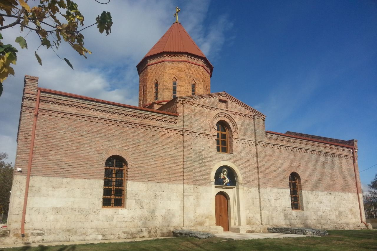 Хикмет Гаджиев: Все церкви и мечети на освобожденных от оккупации землях будут отреставрированы