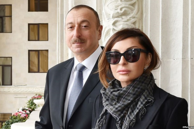 Президент Ильхам Алиев и первая леди Мехрибан Алиева побывали в Физули и Джабраиле
