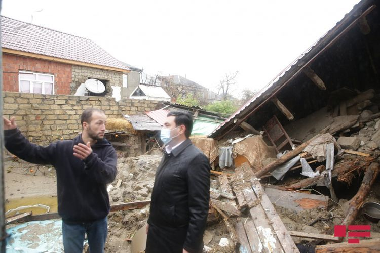 В результате ливней в Хачмазе обрушились 20 домов и мосты - ФОТО