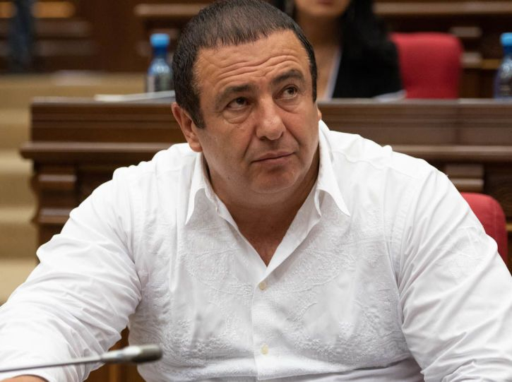 Армянский депутат: Властям следует бояться родителей солдат