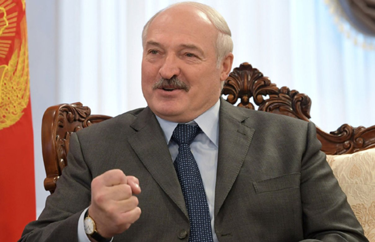 Лукашенко назвал главный недостаток "белорусских мужиков"