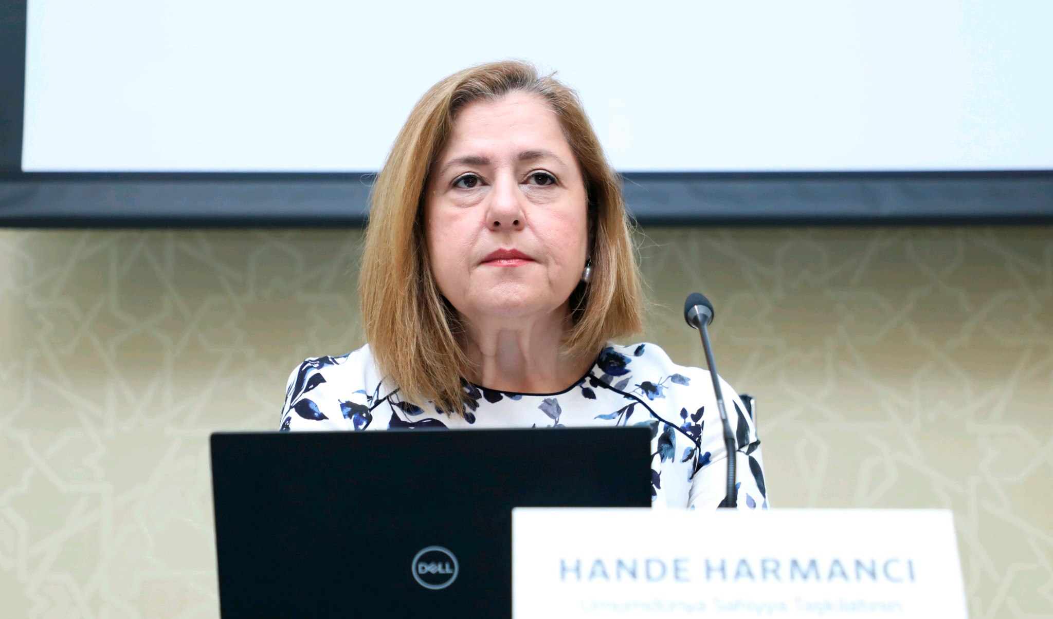Ханде Харманджи: В настоящее время не существует эффективного лечения коронавирусной инфекции