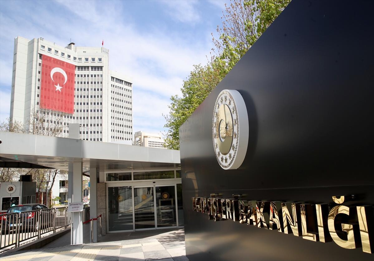 МИД Турции о скандальной резолюции Сената Франции по Карабаху
