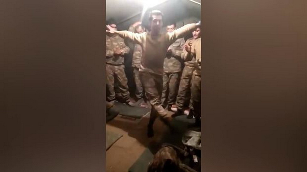 Танец наших солдат, готовящихся вернуться домой – ВИДЕО