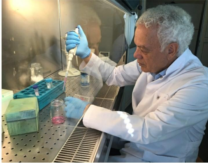 Директор НИИ медпрофилактики: В борьбе с коронавирусом нельзя надеяться на вакцину