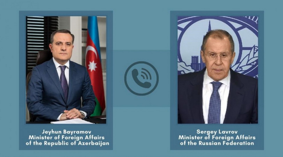 Главы МИД Азербайджана и России обсудили ситуацию в Карабахе