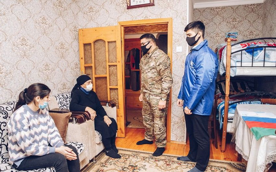 Фонд YAŞAT начал оказывать помощь раненым военнослужащим и семьям шехидов - ФОТО