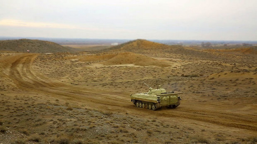 В подразделениях азербайджанской армии проводятся занятия по боевой подготовке - ВИДЕО