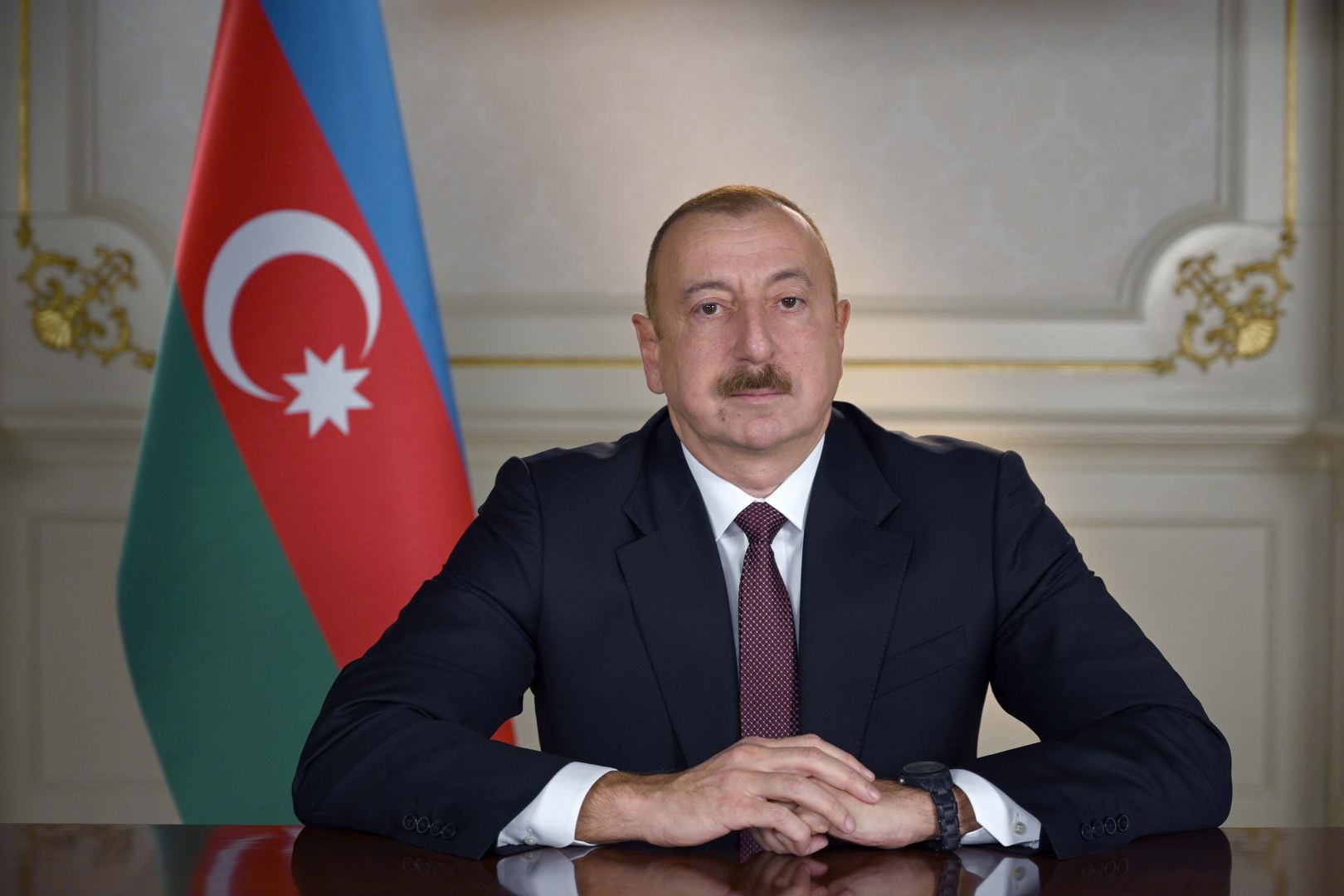 Ильхам Алиев наградил группу лиц орденом "Шараф"