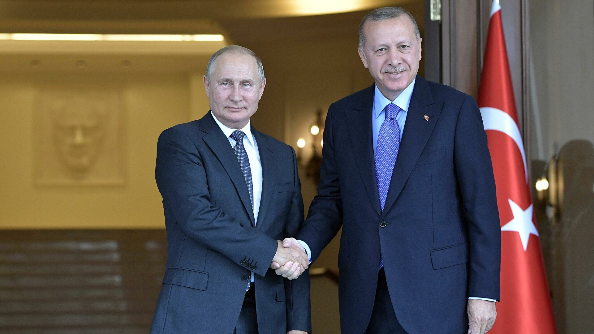 Путин и Эрдоган обсудили аспекты формирования российско-турецкого Центра в Карабахе