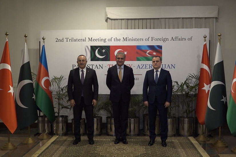 Состоялась вторая трехсторонняя встреча глав МИД Пакистана, Турции и Азербайджана