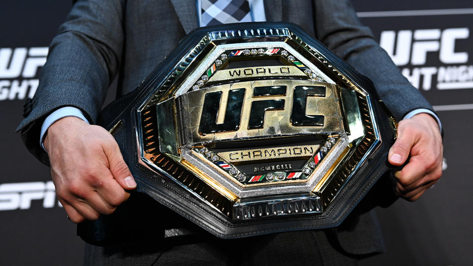 Названа стоимость чемпионского пояса UFC